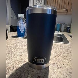 Navy Blue 20oz Yeti Rambler